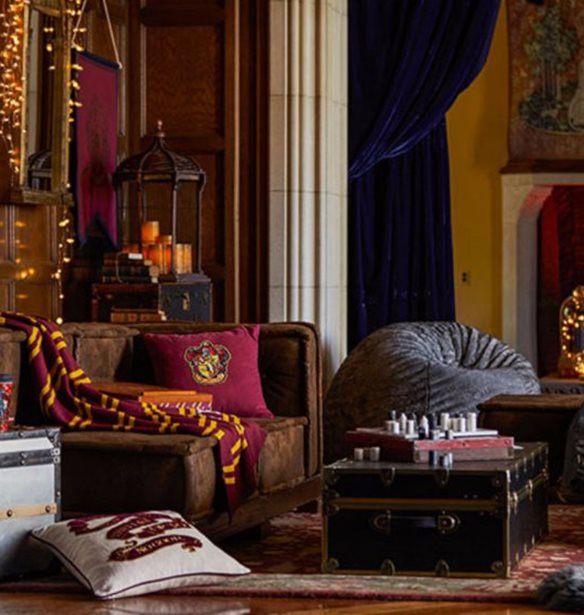 &#x388;&#x3BD;&#x3B1; sneak peek &#x3C3;&#x3C4;&#x3B7; &#x3C3;&#x3C5;&#x3BB;&#x3BB;&#x3BF;&#x3B3;&#x3AE; Harry Potter &#x3B3;&#x3B9;&#x3B1; &#x3C4;&#x3BF; &#x3C3;&#x3C0;&#x3AF;&#x3C4;&#x3B9; &#x3B6;&#x3C9;&#x3BD;&#x3C4;&#x3B1;&#x3BD;&#x3B5;&#x3CD;&#x3B5;&#x3B9; &#x3C4;&#x3B7; &#x3BC;&#x3B1;&#x3B3;&#x3B5;&#x3AF;&#x3B1;