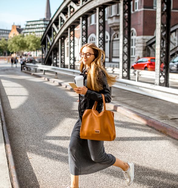 10 απλοί τρόποι να κινείσαι περισσότερο μέσα στην ημέρα