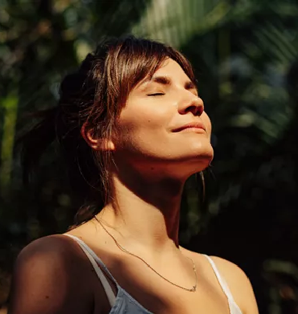 Πώς θα αποκτήσεις ενυδατωμένο δέρμα και λαμπερό πρόσωπο με ένα μόνο προϊόν