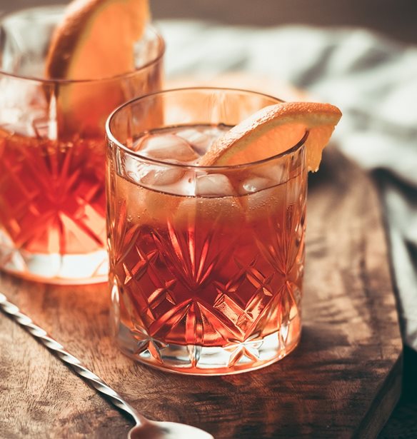 &#x391;&#x3C5;&#x3C4;&#x3AC; &#x3C4;&#x3B1; cocktails &#x3BC;&#x3B5; &#x3BF;&#x3C5;&#x3AF;&#x3C3;&#x3BA;&#x3B9; &#x3B8;&#x3B1; &#x3BA;&#x3AC;&#x3BD;&#x3BF;&#x3C5;&#x3BD; &#x3BD;&#x3BF;&#x3C3;&#x3C4;&#x3B9;&#x3BC;&#x3CC;&#x3C4;&#x3B5;&#x3C1;&#x3B5;&#x3C2; &#x3C4;&#x3B9;&#x3C2; &#x3B3;&#x3B9;&#x3BF;&#x3C1;&#x3C4;&#x3AD;&#x3C2;