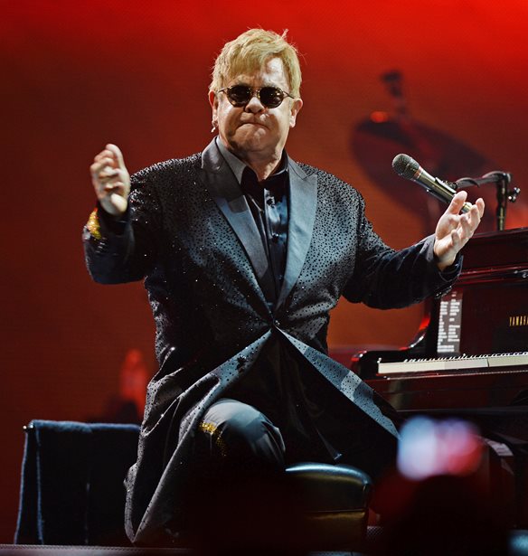 Elton John: &quot;&#x388;&#x3C7;&#x3C9; &#x3C7;&#x3AC;&#x3C3;&#x3B5;&#x3B9; &#x3C4;&#x3B7;&#x3BD; &#x3CC;&#x3C1;&#x3B1;&#x3C3;&#x3AE; &#x3BC;&#x3BF;&#x3C5;&quot; &#x3BF;&#x3BC;&#x3BF;&#x3BB;&#x3BF;&#x3B3;&#x3B5;&#x3AF; &#x3BF; &#x392;&#x3C1;&#x3B5;&#x3C4;&#x3B1;&#x3BD;&#x3CC;&#x3C2; &#x3C3;&#x3C4;&#x3B1;&#x3C1;