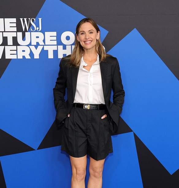 Jennifer Garner | Thanksgiving &#x3BC;&#x3B5; &#x3B5;&#x3C5;&#x3B3;&#x3BD;&#x3C9;&#x3BC;&#x3BF;&#x3C3;&#x3CD;&#x3BD;&#x3B7; &#x3BA;&#x3B1;&#x3B9; &#x3C0;&#x3C1;&#x3BF;&#x3C3;&#x3C6;&#x3BF;&#x3C1;&#x3AC;