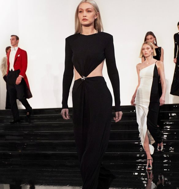 H FW&#x27;22 Ralph Lauren &#x3C3;&#x3C5;&#x3BB;&#x3BB;&#x3BF;&#x3B3;&#x3AE; &#x3B1;&#x3C0;&#x3BF;&#x3C4;&#x3AF;&#x3BD;&#x3B5;&#x3B9; &#x3C6;&#x3CC;&#x3C1;&#x3BF; &#x3C4;&#x3B9;&#x3BC;&#x3AE;&#x3C2; &#x3C3;&#x3C4;&#x3B7; &#x3B4;&#x3B9;&#x3B1;&#x3C7;&#x3C1;&#x3BF;&#x3BD;&#x3B9;&#x3BA;&#x3AE; &#x3BA;&#x3BF;&#x3BC;&#x3C8;&#x3CC;&#x3C4;&#x3B7;&#x3C4;&#x3B1; &#x3C4;&#x3BF;&#x3C5; &#x3AC;&#x3C3;&#x3C0;&#x3C1;&#x3BF;&#x3C5;-&#x3BC;&#x3B1;&#x3CD;&#x3C1;&#x3BF;&#x3C5;