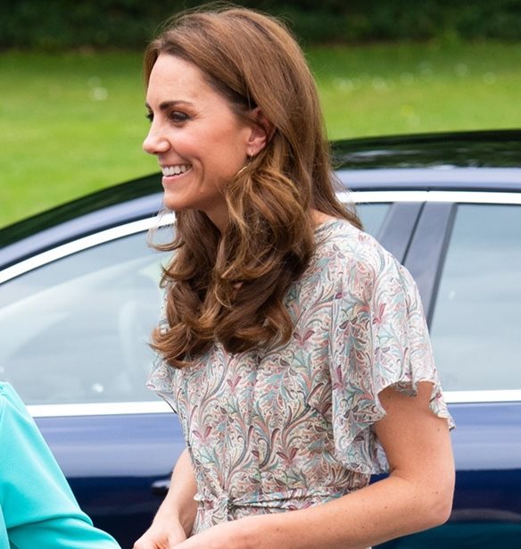 &#x397; Kate Middleton &#x3BC;&#x3B9;&#x3BB;&#x3AC;&#x3B5;&#x3B9; &#x3B3;&#x3B9;&#x3B1; &#x3C4;&#x3B7; &#x3B4;&#x3CD;&#x3C3;&#x3BA;&#x3BF;&#x3BB;&#x3B7; &#x3C0;&#x3B5;&#x3C1;&#x3AF;&#x3BF;&#x3B4;&#x3BF; &#x3C4;&#x3BF;&#x3C5; lockdown