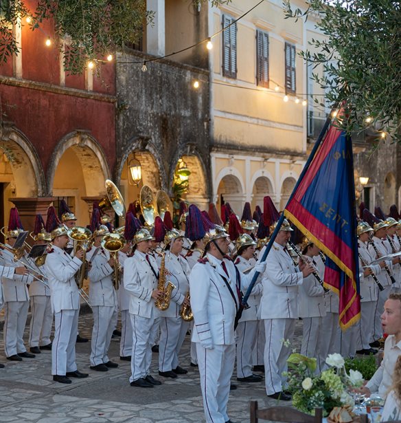 &#x39C;&#x3B9;&#x3B1; &#x3B2;&#x3B1;&#x3B8;&#x3B9;&#x3AC; &#x3C5;&#x3C0;&#x3CC;&#x3BA;&#x3BB;&#x3B9;&#x3C3;&#x3B7; &#x3C3;&#x3C4;&#x3B7;&#x3BD; &quot;&#x3B1;&#x3C1;&#x3C7;&#x3CC;&#x3BD;&#x3C4;&#x3B9;&#x3C3;&#x3C3;&#x3B1; &#x3C4;&#x3BF;&#x3C5; &#x399;&#x3BF;&#x3BD;&#x3AF;&#x3BF;&#x3C5;&quot; &#x3B1;&#x3C0;&#x3CC; &#x3C4;&#x3B7;&#x3BD; Grecotel