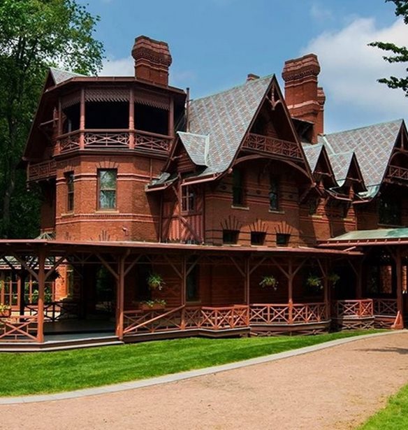 &#x39C;&#x3C0;&#x3BF;&#x3C1;&#x3B5;&#x3AF;&#x3C2; &#x3BD;&#x3B1; &#x3C0;&#x3B5;&#x3C1;&#x3B9;&#x3B7;&#x3B3;&#x3B7;&#x3B8;&#x3B5;&#x3AF;&#x3C2; &#x3C3;&#x3C4;&#x3BF; &#x3C3;&#x3C0;&#x3AF;&#x3C4;&#x3B9; &#x3C4;&#x3BF;&#x3C5; Mark Twain &#x3C3;&#x3C4;&#x3BF; &#x39A;&#x3BF;&#x3BD;&#x3AD;&#x3BA;&#x3C4;&#x3B9;&#x3BA;&#x3B1;&#x3C4;