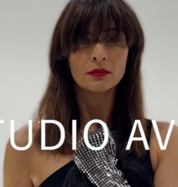 ACT I TO ACT V | &#x397; &#x391;&#x3BD;&#x3C4;&#x3B9;&#x3B3;&#x3CC;&#x3BD;&#x3B7; &#x39A;&#x3BF;&#x3C5;&#x3BB;&#x3BF;&#x3C5;&#x3BA;&#x3AC;&#x3BA;&#x3BF;&#x3C5; &#x3BA;&#x3B1;&#x3B9; &#x3B7; &#x39C;&#x3AC;&#x3C1;&#x3B1; &#x394;&#x3B5;&#x3C3;&#x3CD;&#x3C0;&#x3C1;&#x3B7; &#x3C3;&#x3C5;&#x3BD;&#x3B5;&#x3C1;&#x3B3;&#x3AC;&#x3B6;&#x3BF;&#x3BD;&#x3C4;&#x3B1;&#x3B9; &#x3C3;&#x3C4;&#x3B7;&#x3BD; &#x3B1;&#x3BD;&#x3B1;&#x3C4;&#x3C1;&#x3B5;&#x3C0;&#x3C4;&#x3B9;&#x3BA;&#x3AE; &#x3C3;&#x3C5;&#x3BB;&#x3BB;&#x3BF;&#x3B3;&#x3AE; MM6 Spring&#x2013;Summer 2022