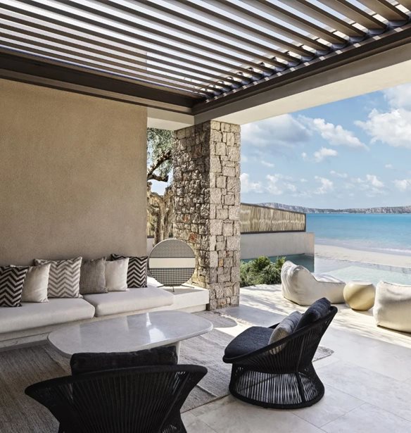 &#x3A4;&#x3BF; W Costa Navarino &#x3C5;&#x3C0;&#x3BF;&#x3B4;&#x3AD;&#x3C7;&#x3B5;&#x3C4;&#x3B1;&#x3B9; &#x3C4;&#x3BF;&#x3C5;&#x3C2; &#x3C0;&#x3C1;&#x3CE;&#x3C4;&#x3BF;&#x3C5;&#x3C2; &#x3B5;&#x3C0;&#x3B9;&#x3C3;&#x3BA;&#x3AD;&#x3C0;&#x3C4;&#x3B5;&#x3C2;