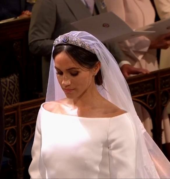 &#x3A0;&#x3CE;&#x3C2; &#x3B1;&#x3BD;&#x3C4;&#x3AD;&#x3B4;&#x3C1;&#x3B1;&#x3C3;&#x3B5; &#x3B7; Meghan Markle &#x3CC;&#x3C4;&#x3B1;&#x3BD; &#x3B5;&#x3AF;&#x3B4;&#x3B5; &#x3B3;&#x3B9;&#x3B1; &#x3C0;&#x3C1;&#x3CE;&#x3C4;&#x3B7; &#x3C6;&#x3BF;&#x3C1;&#x3AC; &#x3C4;&#x3BF; Givenchy &#x3BD;&#x3C5;&#x3C6;&#x3B9;&#x3BA;&#x3CC; &#x3C4;&#x3B7;&#x3C2;