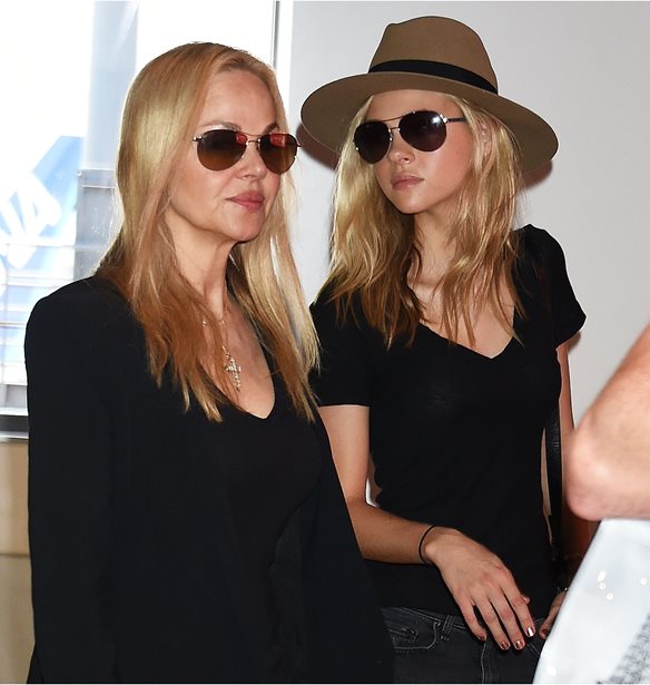 Claudia Peltz | O ρόλος της μητέρας της Nicola Peltz στη ρήξη των Beckhams