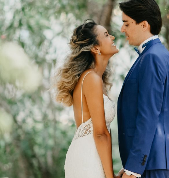 &#x39D;&#x3B1; &#x3C0;&#x3B1;&#x3BD;&#x3C4;&#x3C1;&#x3B5;&#x3C5;&#x3C4;&#x3CE; &#x3AE; &#x3CC;&#x3C7;&#x3B9;; &#x3A4;&#x3B5;&#x3BB;&#x3B9;&#x3BA;&#x3AC;, &#x3BF; &#x3B3;&#x3AC;&#x3BC;&#x3BF;&#x3C2; &#x3C3;&#x3B5; &#x3B1;&#x3BB;&#x3BB;&#x3AC;&#x3B6;&#x3B5;&#x3B9;;