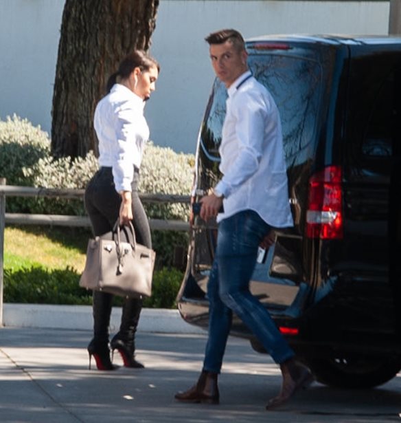Cristiano Ronaldo &amp; Georgina Rodriguez | &#x3A0;&#x3CC;&#x3C4;&#x3B5; &#x3B8;&#x3B1; &#x3B3;&#x3AF;&#x3BD;&#x3B5;&#x3B9; &#x3BA;&#x3B1;&#x3B9; &#x3C0;&#x3CC;&#x3C3;&#x3BF; &#x3B8;&#x3B1; &#x3BA;&#x3BF;&#x3C3;&#x3C4;&#x3AF;&#x3C3;&#x3B5;&#x3B9; &#x3BF; &#x3B3;&#x3AC;&#x3BC;&#x3BF;&#x3C2; &#x3C4;&#x3BF;&#x3C5;&#x3C2;