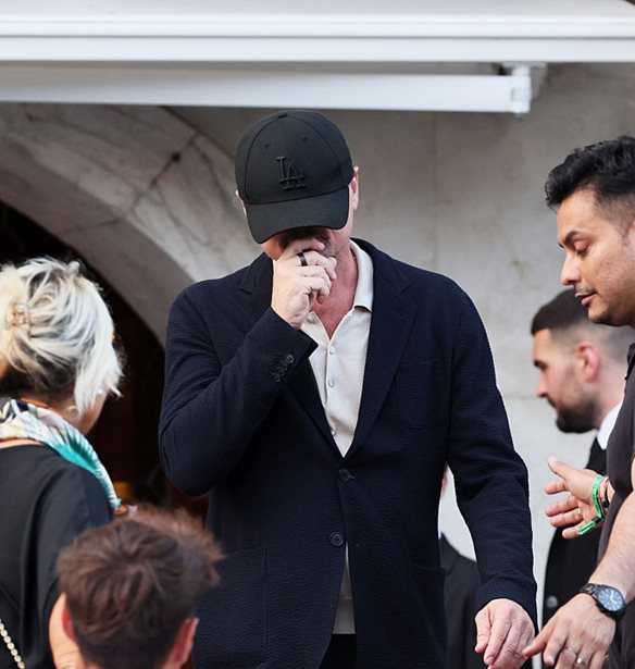 &#x395;&#x3C0;&#x3B9;&#x3C4;&#x3AD;&#x3BB;&#x3BF;&#x3C5;&#x3C2;! &#x39F; Leonardo DiCaprio &#x3B1;&#x3C0;&#x3BF;&#x3BA;&#x3B1;&#x3BB;&#x3CD;&#x3C0;&#x3C4;&#x3B5;&#x3B9; &#x3B3;&#x3B9;&#x3B1;&#x3C4;&#x3AF; &#x3BA;&#x3C1;&#x3CD;&#x3B2;&#x3B5;&#x3B9; &#x3C4;&#x3BF; &#x3C0;&#x3C1;&#x3CC;&#x3C3;&#x3C9;&#x3C0;&#x3CC; &#x3C4;&#x3BF;&#x3C5; &#x3C3;&#x3C4;&#x3B9;&#x3C2; &#x3B4;&#x3B7;&#x3BC;&#x3CC;&#x3C3;&#x3B9;&#x3B5;&#x3C2; &#x3B5;&#x3BE;&#x3CC;&#x3B4;&#x3BF;&#x3C5;&#x3C2;