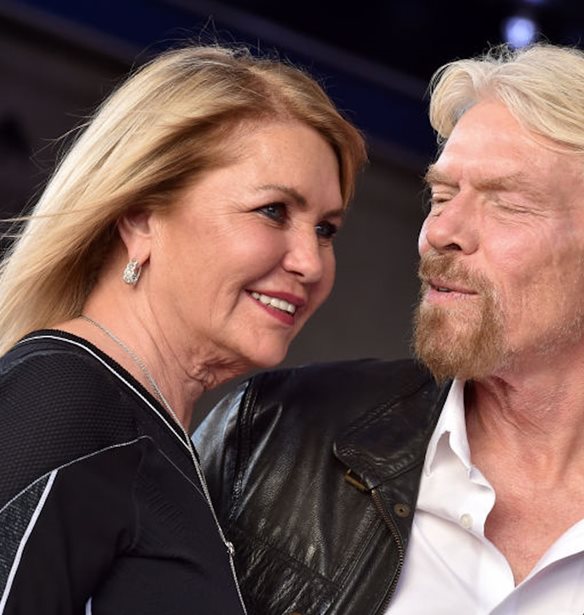 &quot;&#x389;&#x3C4;&#x3B1;&#x3BD; &#x3BF; &#x3B2;&#x3C1;&#x3AC;&#x3C7;&#x3BF;&#x3C2;, &#x3BC;&#x3BF;&#x3C5;, &#x3C4;&#x3BF; &#x3C6;&#x3C9;&#x3C2; &#x3BC;&#x3BF;&#x3C5;&quot;: &#x39F; Richard Branson &#x3C3;&#x3C5;&#x3BD;&#x3C4;&#x3B5;&#x3C4;&#x3C1;&#x3B9;&#x3BC;&#x3BC;&#x3AD;&#x3BD;&#x3BF;&#x3C2; &#x3BC;&#x3B5;&#x3C4;&#x3AC; &#x3C4;&#x3BF;&#x3BD; &#x3B8;&#x3AC;&#x3BD;&#x3B1;&#x3C4;&#x3BF; &#x3C4;&#x3B7;&#x3C2; &#x3C3;&#x3C5;&#x3B6;&#x3CD;&#x3B3;&#x3BF;&#x3C5; &#x3C4;&#x3BF;&#x3C5;