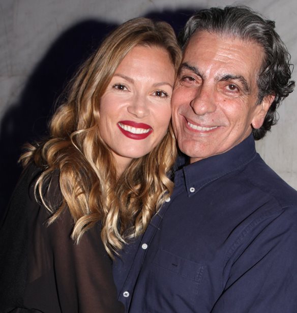 &#x3A0;&#x3AD;&#x3B8;&#x3B1;&#x3BD;&#x3B5; &#x3BF; &#x3C3;&#x3C7;&#x3B5;&#x3B4;&#x3B9;&#x3B1;&#x3C3;&#x3C4;&#x3AE;&#x3C2; &#x3A7;&#x3AC;&#x3C1;&#x3B7;&#x3C2; &#x3A7;&#x3BF;&#x3C5;&#x3C1;&#x3BC;&#x3BF;&#x3CD;&#x3B6;&#x3B7;&#x3C2;