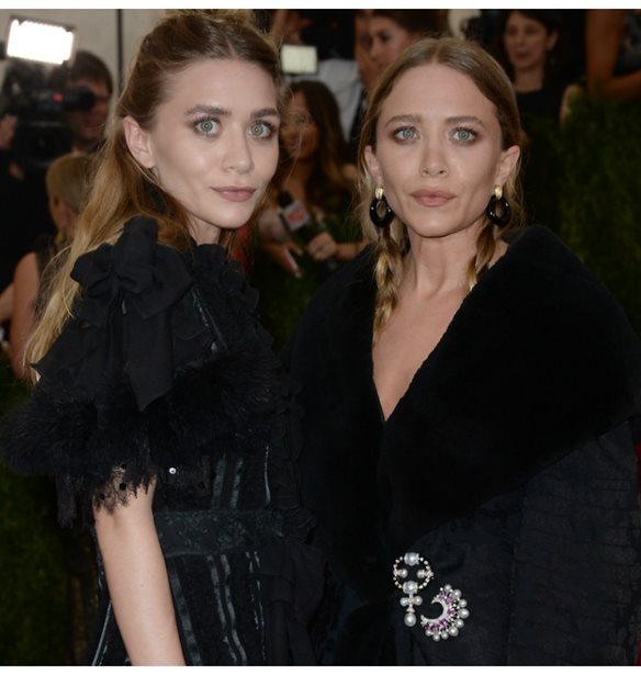 Mary-Kate &#x3BA;&#x3B1;&#x3B9; Ashley Olsen: 5 &#x3BC;&#x3B1;&#x3B8;&#x3AE;&#x3BC;&#x3B1;&#x3C4;&#x3B1; &#x3C3;&#x3C4;&#x3C5;&#x3BB; &#x3C0;&#x3BF;&#x3C5; &#x3BA;&#x3C1;&#x3B1;&#x3C4;&#x3AC;&#x3BC;&#x3B5; &#x3BC;&#x3AD;&#x3C7;&#x3C1;&#x3B9; &#x3C3;&#x3AE;&#x3BC;&#x3B5;&#x3C1;&#x3B1;