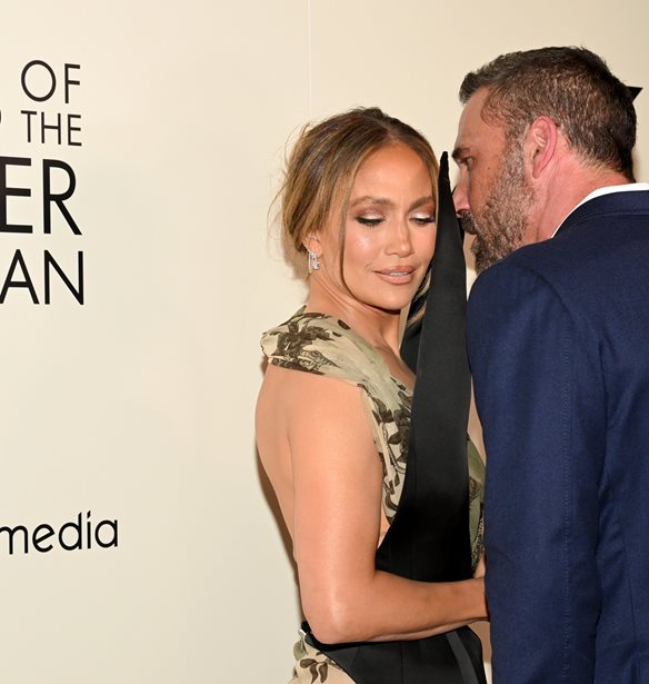 Jennifer Lopez | &#x397; &#x3B9;&#x3B4;&#x3B9;&#x3B1;&#x3AF;&#x3C4;&#x3B5;&#x3C1;&#x3B7; &#x3C3;&#x3C5;&#x3BD;&#x3AC;&#x3BD;&#x3C4;&#x3B7;&#x3C3;&#x3B7; &#x3BC;&#x3B5; &#x3C4;&#x3BF;&#x3BD; Ben Affleck &#x3C3;&#x3C4;&#x3BF; &#x3BA;&#x3CC;&#x3BA;&#x3BA;&#x3B9;&#x3BD;&#x3BF; &#x3C7;&#x3B1;&#x3BB;&#x3AF; &#x3BC;&#x3B5;&#x3C4;&#x3AC; &#x3C4;&#x3BF; &#x3B4;&#x3B9;&#x3B1;&#x3B6;&#x3CD;&#x3B3;&#x3B9;&#x3CC; &#x3C4;&#x3BF;&#x3C5;&#x3C2;