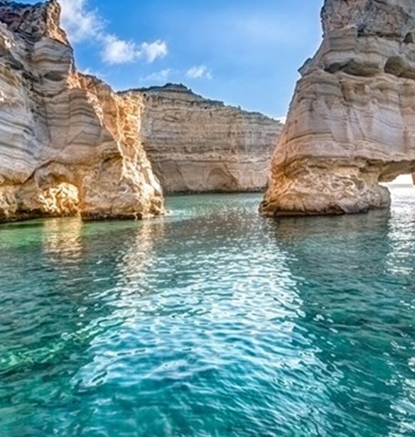 &#x3A4;&#x3B1; &#x3B4;&#x3CD;&#x3BF; &#x3B5;&#x3BB;&#x3BB;&#x3B7;&#x3BD;&#x3B9;&#x3BA;&#x3AC; &#x3BD;&#x3B7;&#x3C3;&#x3B9;&#x3AC; &#x3C0;&#x3BF;&#x3C5; &#x3B1;&#x3C0;&#x3BF;&#x3B8;&#x3B5;&#x3CE;&#x3BD;&#x3BF;&#x3BD;&#x3C4;&#x3B1;&#x3B9; &#x3B1;&#x3C0;&#x3CC; &#x3C4;&#x3B1; &#x3B1;&#x3BC;&#x3B5;&#x3C1;&#x3B9;&#x3BA;&#x3B1;&#x3BD;&#x3B9;&#x3BA;&#x3AC; &#x39C;&#x39C;&#x395;