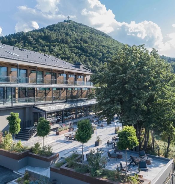 The Lynx Mountain Resort | &#x39C;&#x3AF;&#x3B1; &#x3CC;&#x3B1;&#x3C3;&#x3B7; &#x3B4;&#x3C1;&#x3BF;&#x3C3;&#x3B9;&#x3AC;&#x3C2; &#x3BC;&#x3B5; fine slow living &#x3B4;&#x3B9;&#x3AC;&#x3B8;&#x3B5;&#x3C3;&#x3B7; &#x3C3;&#x3B5; &#x3AD;&#x3BD;&#x3B1; &#x3C3;&#x3B7;&#x3BC;&#x3B5;&#x3AF;&#x3BF; &#x3C0;&#x3BF;&#x3C5; &#x3B4;&#x3B5;&#x3BD; &#x3C0;&#x3B5;&#x3C1;&#x3AF;&#x3BC;&#x3B5;&#x3BD;&#x3B1; &#x3C0;&#x3BF;&#x3C4;&#x3AD; &#x3CC;&#x3C4;&#x3B9; &#x3B8;&#x3B1; &#x3C0;&#x3AE;&#x3B3;&#x3B1;&#x3B9;&#x3BD;&#x3B1; &#x3C4;&#x3BF; &#x3BA;&#x3B1;&#x3BB;&#x3BF;&#x3BA;&#x3B1;&#x3AF;&#x3C1;&#x3B9;