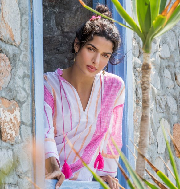 Under the Sun by H&amp;M &#x394;&#x3B9;&#x3B1;&#x3B3;&#x3C9;&#x3BD;&#x3B9;&#x3C3;&#x3BC;&#x3CC;&#x3C2; | A&#x3BA;&#x3BF;&#x3BB;&#x3BF;&#x3CD;&#x3B8;&#x3B7;&#x3C3;&#x3B5; &#x3C4;&#x3B7;&#x3BD; &#x3A4;&#x3CC;&#x3BD;&#x3B9;&#x3B1; &#x3A3;&#x3C9;&#x3C4;&#x3B7;&#x3C1;&#x3BF;&#x3C0;&#x3BF;&#x3CD;&#x3BB;&#x3BF;&#x3C5; &#x3C3;&#x3C4;&#x3B7;&#x3BD; &#x38E;&#x3B4;&#x3C1;&#x3B1; &#x3BA;&#x3B1;&#x3B9; &#x3BA;&#x3AD;&#x3C1;&#x3B4;&#x3B9;&#x3C3;&#x3B5; &#x3C4;&#x3B7;&#x3BD; &#x3AF;&#x3B4;&#x3B9;&#x3B1; &#x3BC;&#x3BF;&#x3BD;&#x3B1;&#x3B4;&#x3B9;&#x3BA;&#x3AE; &#x3B5;&#x3BC;&#x3C0;&#x3B5;&#x3B9;&#x3C1;&#x3AF;&#x3B1;