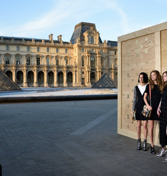 #LVxKoons: &#x39F; &#x3BF;&#x3AF;&#x3BA;&#x3BF;&#x3C2; &#x3B3;&#x3B9;&#x3CC;&#x3C1;&#x3C4;&#x3B1;&#x3C3;&#x3B5; &#x3C4;&#x3B7; &#x3BD;&#x3AD;&#x3B1; &#x3C3;&#x3C5;&#x3BD;&#x3B5;&#x3C1;&#x3B3;&#x3B1;&#x3C3;&#x3AF;&#x3B1; &#x3C4;&#x3BF;&#x3C5;&#x3C2; &#x3BC;&#x3B5; &#x3AD;&#x3BD;&#x3B1; &#x3BB;&#x3B1;&#x3BC;&#x3C0;&#x3B5;&#x3C1;&#x3CC; launch party &#x3C3;&#x3C4;&#x3BF; &#x39B;&#x3BF;&#x3CD;&#x3B2;&#x3C1;&#x3BF;