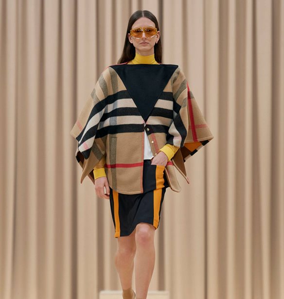 Burberry AW21 | Η συλλογή που φαντάζεται τις γυναίκες ως σύγχρονους ιππότες