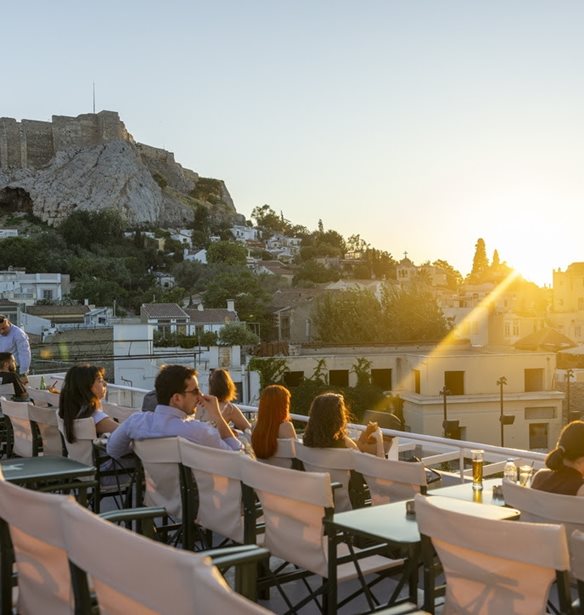 &#x3A4;o Cine Paris &#x3B5;&#x3C0;&#x3B9;&#x3C3;&#x3C4;&#x3C1;&#x3AD;&#x3C6;&#x3B5;&#x3B9; &#x3BC;&#x3B5; &#x3AD;&#x3BD;&#x3B1; &#x3C0;&#x3BF;&#x3BB;&#x3C5;&#x3C3;&#x3C5;&#x3BB;&#x3BB;&#x3B5;&#x3BA;&#x3C4;&#x3B9;&#x3BA;&#x3CC; &#x3C0;&#x3C1;&#x3CC;&#x3B3;&#x3C1;&#x3B1;&#x3BC;&#x3BC;&#x3B1; &#x3C4;&#x3B1;&#x3B9;&#x3BD;&#x3B9;&#x3CE;&#x3BD;