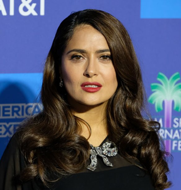 Salma Hayek | &#x397; &#x3B5;&#x3BD;&#x3C4;&#x3C5;&#x3C0;&#x3C9;&#x3C3;&#x3B9;&#x3B1;&#x3BA;&#x3AE; &#x3B5;&#x3BC;&#x3C6;&#x3AC;&#x3BD;&#x3B9;&#x3C3;&#x3B7; &#x3BC;&#x3B5; &#x3C3;&#x3AD;&#x3BE;&#x3B9; &#x3BA;&#x3CC;&#x3BA;&#x3BA;&#x3B9;&#x3BD;&#x3BF; &#x3C6;&#x3CC;&#x3C1;&#x3B5;&#x3BC;&#x3B1; Vivienne Westwood