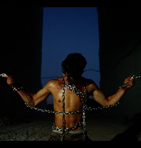 &quot;CLOUDS&quot;: &#x3A4;&#x3BF; &#x3BD;&#x3AD;&#x3BF; &#x3C4;&#x3C1;&#x3B1;&#x3B3;&#x3BF;&#x3CD;&#x3B4;&#x3B9; &#x3C4;&#x3BF;&#x3C5; good job nicky