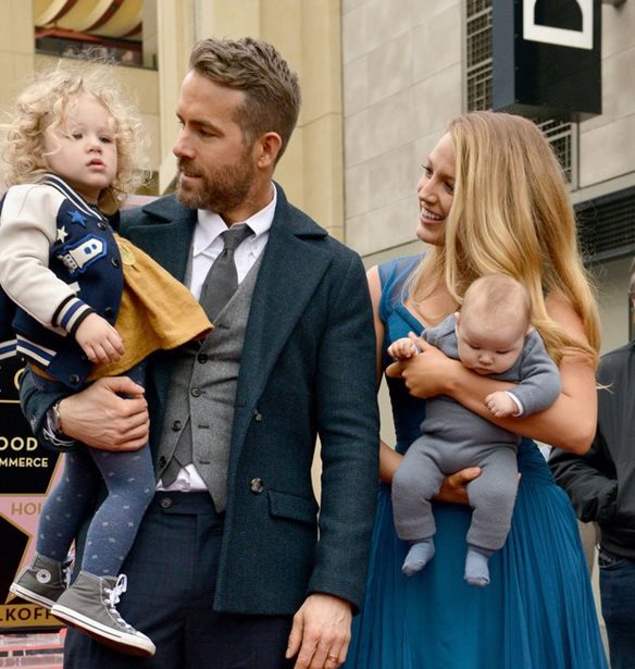 &#x397; &#x3BA;&#x3CC;&#x3C1;&#x3B7; &#x3C4;&#x3B7;&#x3C2; Blake Lively &#x3B5;&#x3AF;&#x3BD;&#x3B1;&#x3B9; &#x3B3;&#x3B5;&#x3BD;&#x3BD;&#x3B7;&#x3BC;&#x3AD;&#x3BD;&#x3B7; foodie!