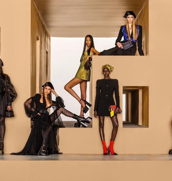 Versace F/W2021-22 | Μια συλλογή με αέρα από αρχαία Ελλάδα