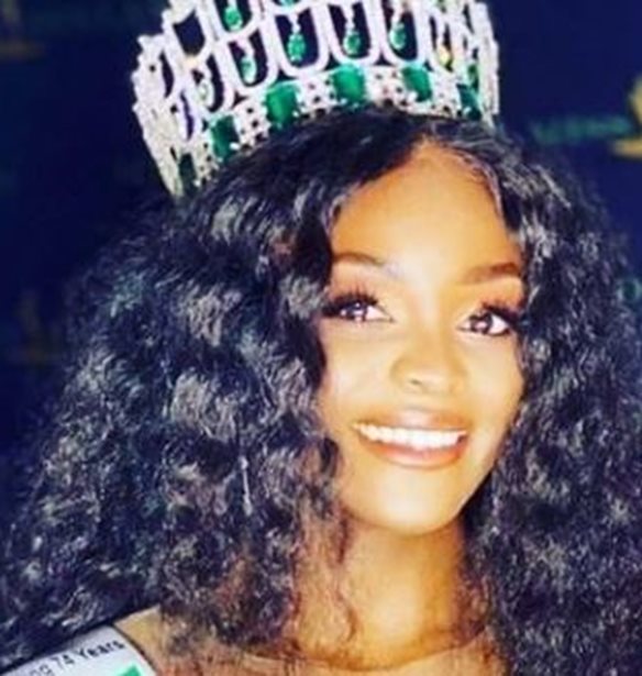 Pamela Uba | &#x397; &#x3C0;&#x3C1;&#x3CE;&#x3C4;&#x3B7; &#x3BC;&#x3B1;&#x3CD;&#x3C1;&#x3B7; &#x3B3;&#x3C5;&#x3BD;&#x3B1;&#x3AF;&#x3BA;&#x3B1; &#x3C3;&#x3C4;&#x3B7;&#x3BD; &#x3B9;&#x3C3;&#x3C4;&#x3BF;&#x3C1;&#x3AF;&#x3B1; &#x3C0;&#x3BF;&#x3C5; &#x3BA;&#x3B1;&#x3C4;&#x3B1;&#x3BA;&#x3C4;&#x3AC; &#x3C4;&#x3BF;&#x3BD; &#x3C4;&#x3AF;&#x3C4;&#x3BB;&#x3BF; &#x3BF;&#x3BC;&#x3BF;&#x3C1;&#x3C6;&#x3B9;&#x3AC;&#x3C2; &#x3C3;&#x3C4;&#x3B7;&#x3BD; &#x399;&#x3C1;&#x3BB;&#x3B1;&#x3BD;&#x3B4;&#x3AF;&#x3B1;