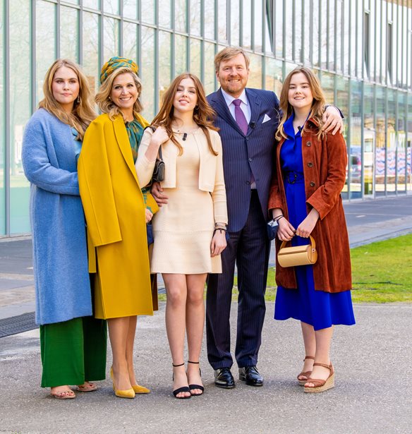 &#x39F;&#x3B9; &#x39F;&#x3BB;&#x3BB;&#x3B1;&#x3BD;&#x3B4;&#x3BF;&#x3AF; royals &#x3BC;&#x3C0;&#x3BF;&#x3C1;&#x3BF;&#x3CD;&#x3BD; &#x3BD;&#x3B1; &#x3C0;&#x3B1;&#x3BD;&#x3C4;&#x3C1;&#x3B5;&#x3C5;&#x3C4;&#x3BF;&#x3CD;&#x3BD; &#x3AC;&#x3C4;&#x3BF;&#x3BC;&#x3BF; &#x3C4;&#x3BF;&#x3C5; &#x3AF;&#x3B4;&#x3B9;&#x3BF;&#x3C5; &#x3C6;&#x3CD;&#x3BB;&#x3BF;&#x3C5; &#x3C7;&#x3C9;&#x3C1;&#x3AF;&#x3C2; &#x3BD;&#x3B1; &#x3C7;&#x3AC;&#x3C3;&#x3BF;&#x3C5;&#x3BD; &#x3C4;&#x3B7; &#x3C3;&#x3B5;&#x3B9;&#x3C1;&#x3AC; &#x3C4;&#x3BF;&#x3C5;&#x3C2; &#x3C3;&#x3C4;&#x3B7; &#x3B4;&#x3B9;&#x3B1;&#x3B4;&#x3BF;&#x3C7;&#x3AE; &#x3C4;&#x3BF;&#x3C5; &#x3B8;&#x3C1;&#x3CC;&#x3BD;&#x3BF;&#x3C5;