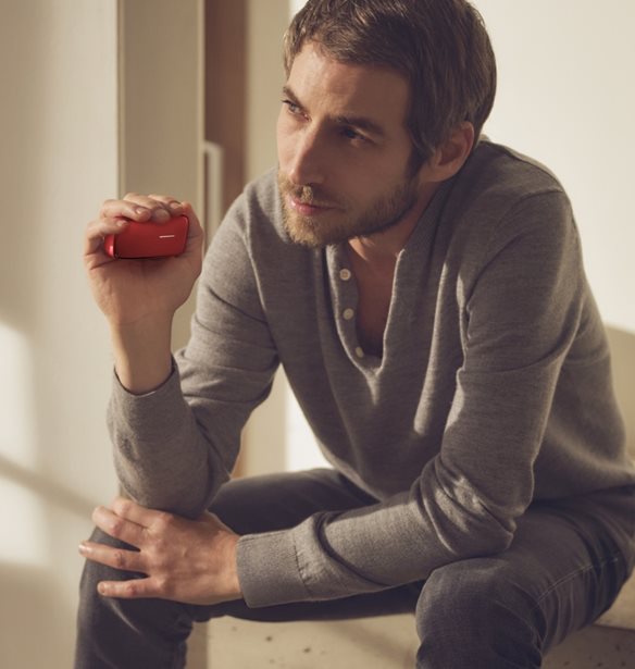 &#x3A4;&#x3BF; design &#x3C4;&#x3BF;&#x3C5; Ora &#xEF;to &#x3C4;&#x3B1;&#x3BE;&#x3B9;&#x3B4;&#x3B5;&#x3CD;&#x3B5;&#x3B9; &#x3B1;&#x3C0;&#x3CC; &#x3C4;&#x3BF; Milan Design Week &#x3C3;&#x3C4;&#x3B7;&#x3BD; &#x391;&#x3B8;&#x3AE;&#x3BD;&#x3B1;