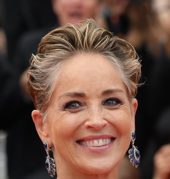 Helen Mirren, Sharon Stone, Mariah Carey | &#x39F;&#x3B9; &#x3BB;&#x3B1;&#x3BC;&#x3C0;&#x3B5;&#x3C1;&#x3AD;&#x3C2; &#x3B5;&#x3BC;&#x3C6;&#x3B1;&#x3BD;&#x3AF;&#x3C3;&#x3B5;&#x3B9;&#x3C2; &#x3C4;&#x3BF;&#x3C5;&#x3C2; &#x3C3;&#x3C4;&#x3BF; Alta Moda show &#x3C4;&#x3BF;&#x3C5; &#x3BF;&#x3AF;&#x3BA;&#x3BF;&#x3C5; Dolce &amp; Gabbana &#x3C3;&#x3C4;&#x3B7; &#x3A3;&#x3B9;&#x3BA;&#x3B5;&#x3BB;&#x3AF;&#x3B1;