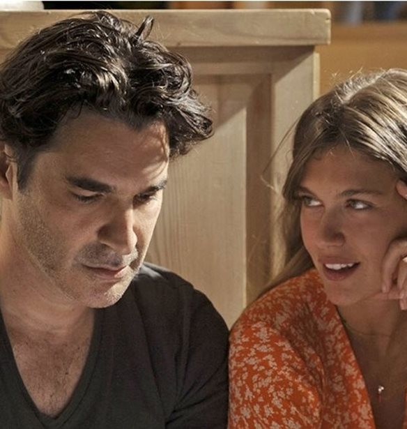 Netflix | &#x3A0;&#x3CC;&#x3C3;&#x3BF; &#x3BA;&#x3CC;&#x3C3;&#x3C4;&#x3B9;&#x3C3;&#x3B5; &#x3C4;&#x3BF; &quot;&#x3C7;&#x3C1;&#x3C5;&#x3C3;&#x3CC;&quot; &#x3B5;&#x3B9;&#x3C3;&#x3B9;&#x3C4;&#x3AE;&#x3C1;&#x3B9;&#x3BF; &#x3B3;&#x3B9;&#x3B1; &#x3C4;&#x3BF; Maestro