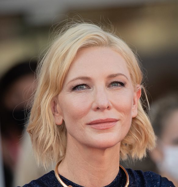 Cate Blanchett &#x2013; Jamie Lee Curtis | &#x39C;&#x3B5; total black &#x3C3;&#x3CD;&#x3BD;&#x3BF;&#x3BB;&#x3B1; &#x3C3;&#x3C4;&#x3BF; &#x3BA;&#x3CC;&#x3BA;&#x3BA;&#x3B9;&#x3BD;&#x3BF; &#x3C7;&#x3B1;&#x3BB;&#x3AF; &#x3C4;&#x3BF;&#x3C5; &#x3C6;&#x3B5;&#x3C3;&#x3C4;&#x3B9;&#x3B2;&#x3AC;&#x3BB; &#x3BA;&#x3B9;&#x3BD;&#x3B7;&#x3BC;&#x3B1;&#x3C4;&#x3BF;&#x3B3;&#x3C1;&#x3AC;&#x3C6;&#x3BF;&#x3C5; &#x3C4;&#x3BF;&#x3C5; Palm Springs