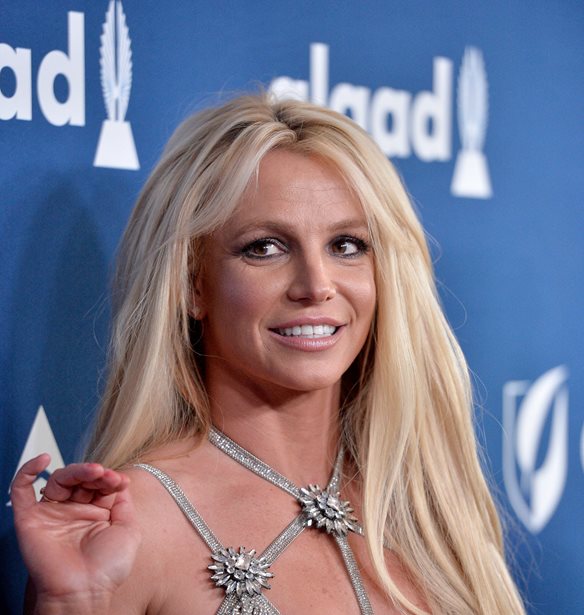 Britney Spears | &#x39C;&#x3C5;&#x3C3;&#x3C4;&#x3B9;&#x3BA;&#x3AE; &#x3B5;&#x3C0;&#x3B1;&#x3BD;&#x3B1;&#x3C3;&#x3CD;&#x3BD;&#x3B4;&#x3B5;&#x3C3;&#x3B7; &#x3BC;&#x3B5; &#x3C4;&#x3BF;&#x3BD; 18&#x3C7;&#x3C1;&#x3BF;&#x3BD;&#x3BF; &#x3B3;&#x3B9;&#x3BF; &#x3C4;&#x3B7;&#x3C2;, Jayden James