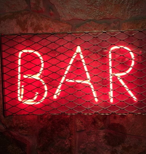 #Tidbits *: &#x3A4;&#x3BF; Home Bar &#x3C4;&#x3C9;&#x3BD; &#x3B5;&#x3BF;&#x3C1;&#x3C4;&#x3CE;&#x3BD;, &#x39C;&#x3AD;&#x3C1;&#x3BF;&#x3C2; 2&#x3BF;&#x3BD;