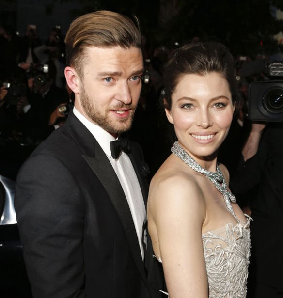 Justin Timberlake &#x2013; Jessica Biel: &#x397; &#x3B3;&#x3BB;&#x3C5;&#x3BA;&#x3B9;&#x3AC; &#x3BC;&#x3B5;&#x3C4;&#x3B1;&#x3BC;&#x3C6;&#x3AF;&#x3B5;&#x3C3;&#x3AE; &#x3C4;&#x3BF;&#x3C5;&#x3C2; &#x3B3;&#x3B9;&#x3B1; &#x3C4;&#x3BF; Halloween