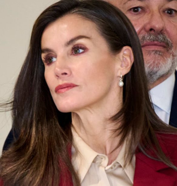 &#x391;&#x3B9;&#x3C6;&#x3BD;&#x3B9;&#x3B4;&#x3B9;&#x3B1;&#x3C3;&#x3C4;&#x3B9;&#x3BA;&#x3AE; &#x3B5;&#x3C0;&#x3AF;&#x3C3;&#x3BA;&#x3B5;&#x3C8;&#x3B7; &#x3C3;&#x3C4;&#x3BF; &#x3BD;&#x3BF;&#x3C3;&#x3BF;&#x3BA;&#x3BF;&#x3BC;&#x3B5;&#x3AF;&#x3BF; &#x3B3;&#x3B9;&#x3B1; &#x3C4;&#x3B7; &#x3B2;&#x3B1;&#x3C3;&#x3AF;&#x3BB;&#x3B9;&#x3C3;&#x3C3;&#x3B1; Letizia