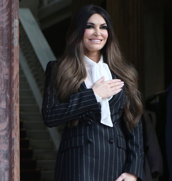 &#x397; Kimberly Guilfoyle &#x3C3;&#x3C4;&#x3B7;&#x3BD; &#x391;&#x3B8;&#x3AE;&#x3BD;&#x3B1; | &#x3A4;&#x3BF; &#x3BA;&#x3BF;&#x3B9;&#x3BD;&#x3CC; &#x3C3;&#x3C4;&#x3BF;&#x3B9;&#x3C7;&#x3B5;&#x3AF;&#x3BF; &#x3C3;&#x3C4;&#x3B1; business look &#x3C4;&#x3B7;&#x3C2; &#x3C3;&#x3C4;&#x3B7;&#x3BD; &#x397;&#x3C1;&#x3CE;&#x3B4;&#x3BF;&#x3C5; &#x391;&#x3C4;&#x3C4;&#x3B9;&#x3BA;&#x3BF;&#x3CD;