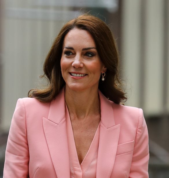 Kate Middleton | To natural pink mani &#x3C0;&#x3BF;&#x3C5; &#x3B5;&#x3C0;&#x3AD;&#x3BB;&#x3B5;&#x3BE;&#x3B5; &#x3B5;&#x3AF;&#x3BD;&#x3B1;&#x3B9; &#x3B9;&#x3B4;&#x3B1;&#x3BD;&#x3B9;&#x3BA;&#x3CC; &#x3B1;&#x3BD; &#x3B5;&#x3AF;&#x3C3;&#x3B1;&#x3B9; &#x3BA;&#x3B1;&#x3BB;&#x3B5;&#x3C3;&#x3BC;&#x3AD;&#x3BD;&#x3B7; &#x3C3;&#x3B5; &#x3B3;&#x3AC;&#x3BC;&#x3BF;