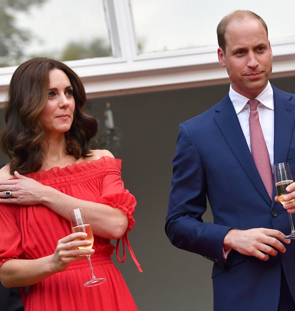 Kate Middleton: &#x39F;&#x3B9; &#x3BD;&#x3AD;&#x3B5;&#x3C2; &#x3B5;&#x3BC;&#x3C6;&#x3B1;&#x3BD;&#x3AF;&#x3C3;&#x3B5;&#x3B9;&#x3C2; &#x3C4;&#x3B7;&#x3C2; &#x3C3;&#x3C4;&#x3B7;&#x3BD; &#x3B5;&#x3C5;&#x3C1;&#x3C9;&#x3C0;&#x3B1;&#x3CA;&#x3BA;&#x3AE; &#x3C0;&#x3B5;&#x3C1;&#x3B9;&#x3BF;&#x3B4;&#x3B5;&#x3AF;&#x3B1; &#x3AD;&#x3BA;&#x3BB;&#x3B5;&#x3C8;&#x3B1;&#x3BD; &#x3C4;&#x3B9;&#x3C2; &#x3B5;&#x3BD;&#x3C4;&#x3C5;&#x3C0;&#x3CE;&#x3C3;&#x3B5;&#x3B9;&#x3C2;