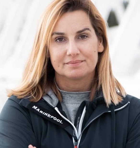 &#x3A3;&#x3BF;&#x3C6;&#x3AF;&#x3B1; &#x39C;&#x3C0;&#x3B5;&#x3BA;&#x3B1;&#x3C4;&#x3CE;&#x3C1;&#x3BF;&#x3C5; | &#x397; &#x3C3;&#x3BF;&#x3BA;&#x3B1;&#x3C1;&#x3B9;&#x3C3;&#x3C4;&#x3B9;&#x3BA;&#x3AE; &#x3B1;&#x3C6;&#x3AE;&#x3B3;&#x3B7;&#x3C3;&#x3B7; &#x3C4;&#x3B7;&#x3C2; &#x3B9;&#x3C3;&#x3C4;&#x3BF;&#x3C1;&#x3AF;&#x3B1;&#x3C2; &#x3BA;&#x3B1;&#x3BA;&#x3BF;&#x3C0;&#x3BF;&#x3AF;&#x3B7;&#x3C3;&#x3B7;&#x3C2; 4&#x3C7;&#x3C1;&#x3BF;&#x3BD;&#x3BF;&#x3C5; &#x3B1;&#x3B3;&#x3BF;&#x3C1;&#x3B9;&#x3BF;&#x3CD; &#x3B1;&#x3C0;&#x3CC; &#x3BD;&#x3B5;&#x3B1;&#x3C1;&#x3CC; &#x3AC;&#x3BD;&#x3C4;&#x3C1;&#x3B1;