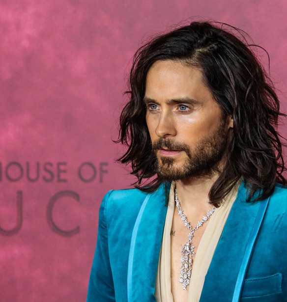 &#x39F; Jared Leto &#x3BB;&#x3B1;&#x3BD;&#x3C3;&#x3AC;&#x3C1;&#x3B5;&#x3B9; &#x3C4;&#x3B7; &#x3B4;&#x3B9;&#x3BA;&#x3AE; &#x3C4;&#x3BF;&#x3C5; &#x3C3;&#x3B5;&#x3B9;&#x3C1;&#x3AC; &#x3BC;&#x3B5; &#x3C0;&#x3C1;&#x3BF;&#x3CA;&#x3CC;&#x3BD;&#x3C4;&#x3B1; &#x3BF;&#x3BC;&#x3BF;&#x3C1;&#x3C6;&#x3B9;&#x3AC;&#x3C2;