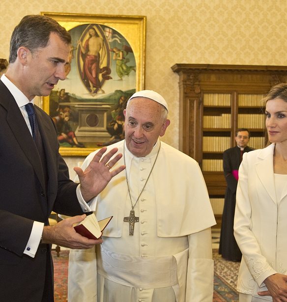B&#x3B1;&#x3C3;&#x3B9;&#x3BB;&#x3B9;&#x3AC;&#x3C2; Felipe &amp; &#x3B2;&#x3B1;&#x3C3;&#x3AF;&#x3BB;&#x3B9;&#x3C3;&#x3C3;&#x3B1; Letizia | &#x397; &#x3B1;&#x3BB;&#x3BB;&#x3B1;&#x3B3;&#x3AE; &#x3C4;&#x3B7;&#x3C2; &#x3C4;&#x3B5;&#x3BB;&#x3B5;&#x3C5;&#x3C4;&#x3B1;&#x3AF;&#x3B1;&#x3C2; &#x3C3;&#x3C4;&#x3B9;&#x3B3;&#x3BC;&#x3AE;&#x3C2; &#x3C3;&#x3C4;&#x3B7;&#x3BD; &#x3B1;&#x3C4;&#x3B6;&#x3AD;&#x3BD;&#x3C4;&#x3B1; &#x3C4;&#x3BF;&#x3C5;&#x3C2; &#x3BC;&#x3B5;&#x3C4;&#x3AC; &#x3C4;&#x3BF;&#x3BD; &#x3B8;&#x3AC;&#x3BD;&#x3B1;&#x3C4;&#x3BF; &#x3C4;&#x3BF;&#x3C5; &#x3A0;&#x3AC;&#x3C0;&#x3B1; &#x3A6;&#x3C1;&#x3B1;&#x3B3;&#x3BA;&#x3AF;&#x3C3;&#x3BA;&#x3BF;&#x3C5;