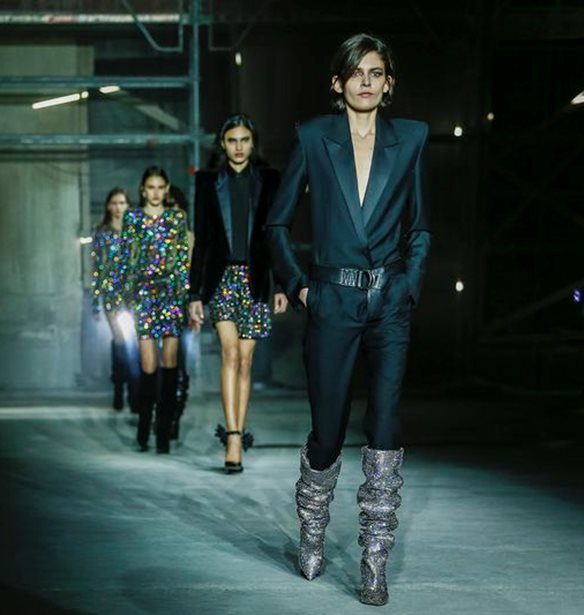 &#x39F; &#x3BF;&#x3AF;&#x3BA;&#x3BF;&#x3C2; Saint Laurent &#x3BA;&#x3B1;&#x3BB;&#x3B5;&#x3AF;&#x3C4;&#x3B1;&#x3B9; &#x3BD;&#x3B1; &#x3B1;&#x3C0;&#x3BF;&#x3C3;&#x3CD;&#x3C1;&#x3B5;&#x3B9; &#x3B4;&#x3B9;&#x3B1;&#x3C6;&#x3B7;&#x3BC;&#x3B9;&#x3C3;&#x3C4;&#x3B9;&#x3BA;&#x3AE; &#x3BA;&#x3B1;&#x3BC;&#x3C0;&#x3AC;&#x3BD;&#x3B9;&#x3B1; &#x3C0;&#x3BF;&#x3C5; &#x3B8;&#x3B5;&#x3C9;&#x3C1;&#x3AE;&#x3B8;&#x3B7;&#x3BA;&#x3B5; &#x3C0;&#x3C1;&#x3BF;&#x3C3;&#x3B2;&#x3BB;&#x3B7;&#x3C4;&#x3B9;&#x3BA;&#x3AE;