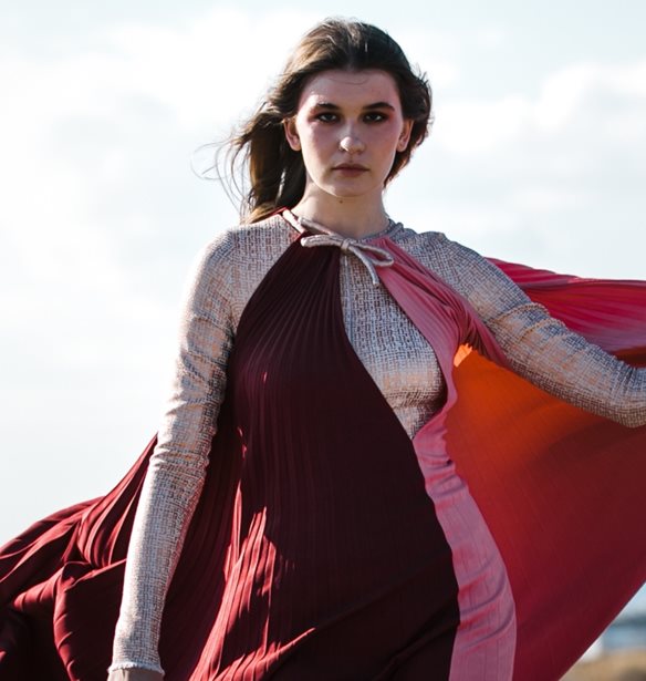 Deux Hommes | &#x397; &#x3BD;&#x3AD;&#x3B1; &#x3C3;&#x3C5;&#x3BB;&#x3BB;&#x3BF;&#x3B3;&#x3AE; &#x3C4;&#x3BF;&#x3C5; &#x3BF;&#x3AF;&#x3BA;&#x3BF;&#x3C5; &#x3BC;&#x3B5; &#x3AD;&#x3BC;&#x3C0;&#x3BD;&#x3B5;&#x3C5;&#x3C3;&#x3B7; &#x3C4;&#x3BF; &#x3BA;&#x3B1;&#x3BB;&#x3BB;&#x3B9;&#x3C4;&#x3B5;&#x3C7;&#x3BD;&#x3B9;&#x3BA;&#x3CC; &#x3C1;&#x3B5;&#x3CD;&#x3BC;&#x3B1; rococo