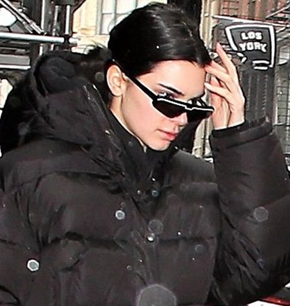 Kaia Gerber &amp; Kendall Jenner: &#x3A0;&#x3BF;&#x3CD; &#x3C4;&#x3B9;&#x3C2; &#x3B5;&#x3BD;&#x3C4;&#x3CC;&#x3C0;&#x3B9;&#x3C3;&#x3B5; &#x3BF; &#x3C6;&#x3C9;&#x3C4;&#x3BF;&#x3B3;&#x3C1;&#x3B1;&#x3C6;&#x3B9;&#x3BA;&#x3CC;&#x3C2; &#x3C6;&#x3B1;&#x3BA;&#x3CC;&#x3C2;;